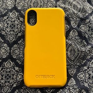 Otterbox iPhone XR case
